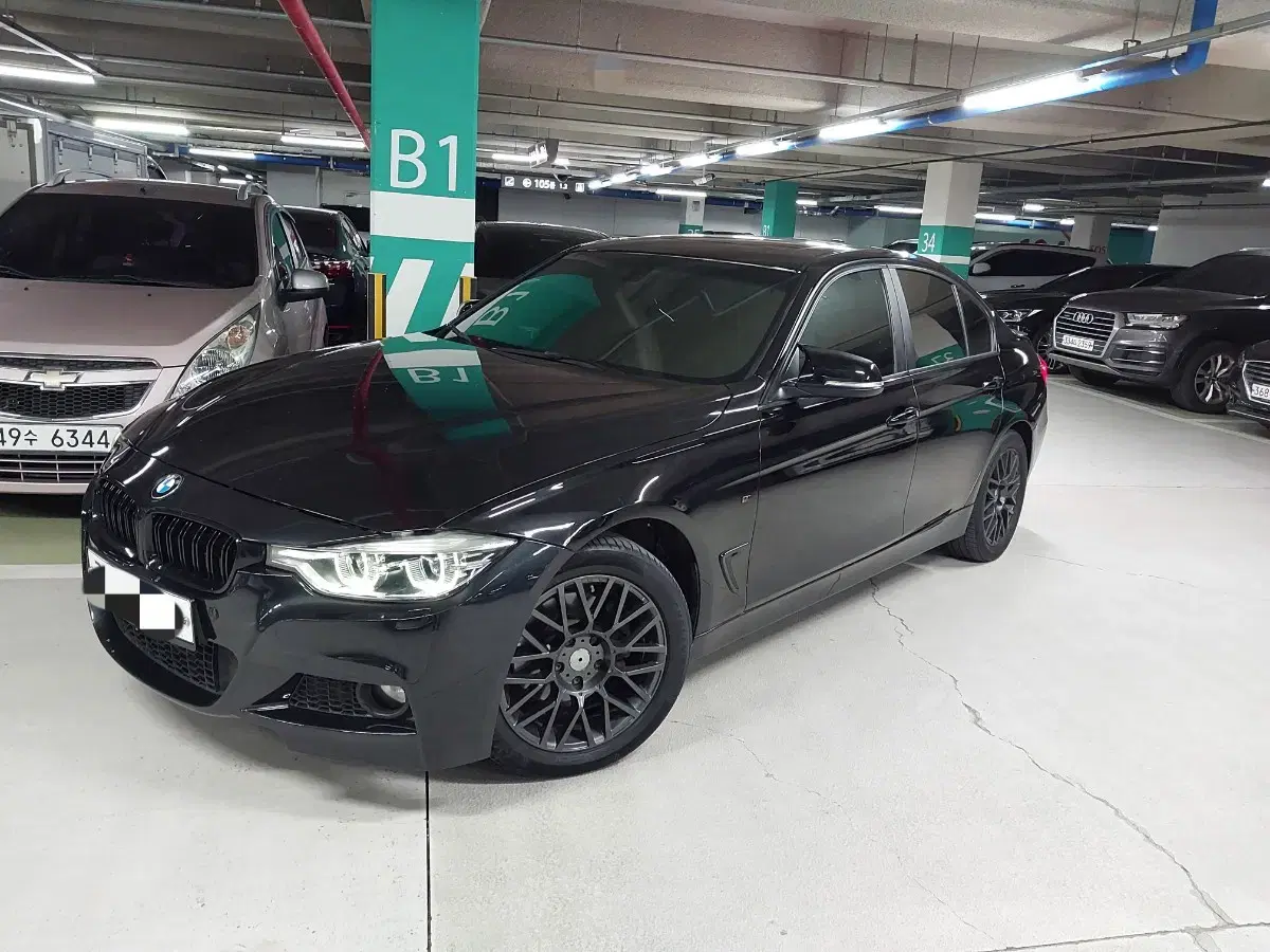 bmw 320d f30 lci 컨버전 m팩 풀바디킷 m핸들 판매합니다